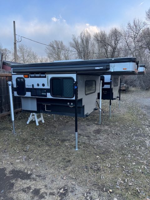 Camper For Sale 2025 Hawk Front Dinette Unit 201