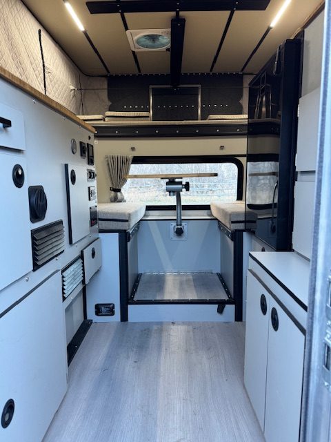 Camper For Sale 2025 Hawk Front Dinette Unit 201